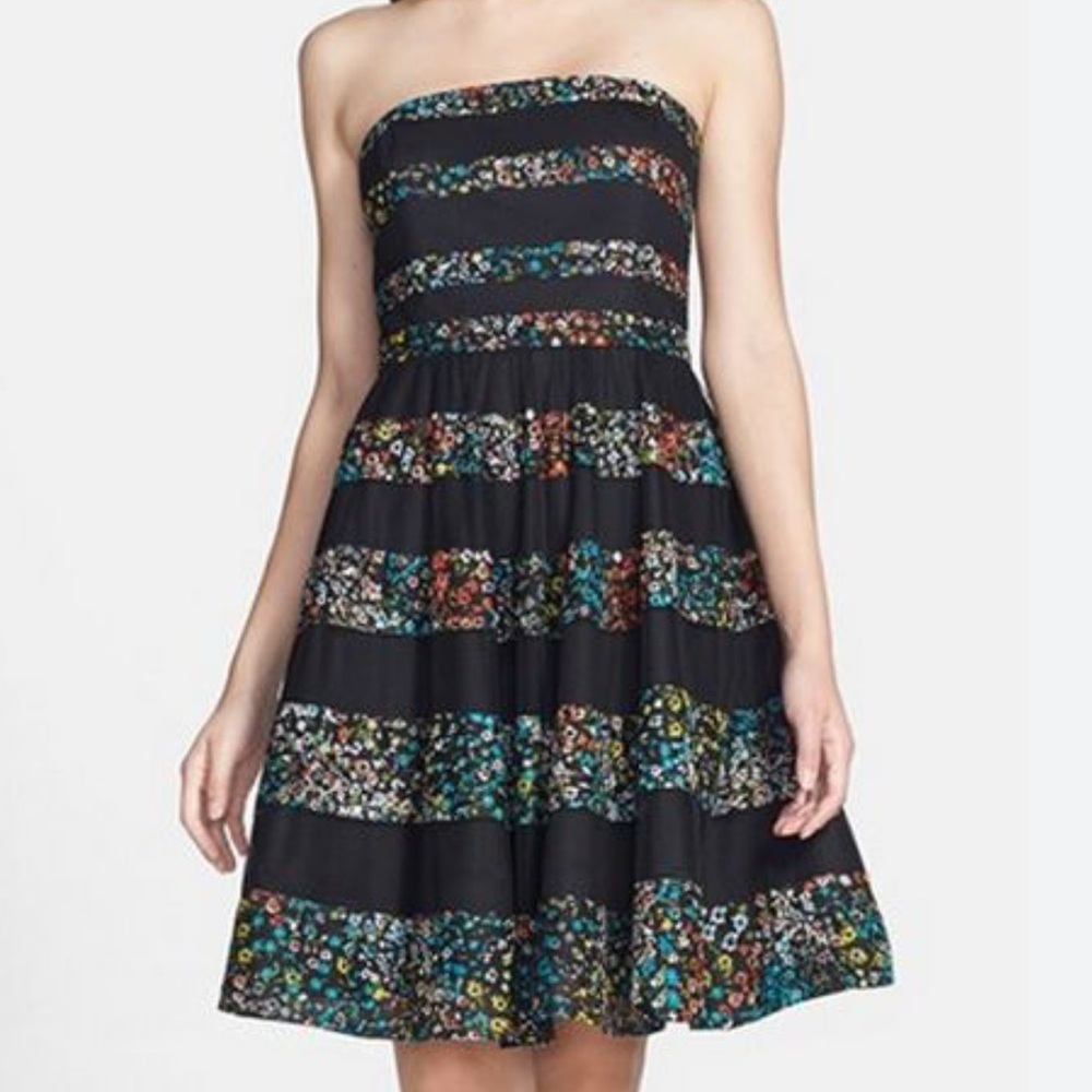 Betsey Johnson  A-line with flowers sz 10